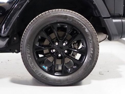 Used 2022 Jeep Wrangler Unlimited Sahara w/ Safety Group image 41