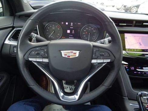 Used 2020 Cadillac XT6 Sport AWD/4WD image 39