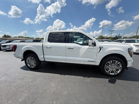 Used 2025 Ford F150 Platinum w/ Equipment Group 703A Plus AWD/4WD image 2