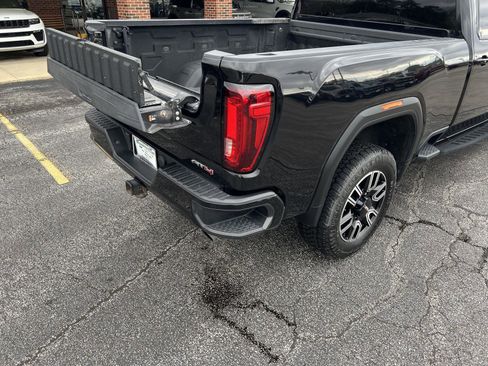 Used 2022 GMC Sierra 2500 AT4 w/ Gooseneck/5TH Wheel Package AWD/4WD image 47