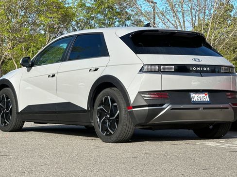 Used 2024 Hyundai Ioniq 5 SEL image 6
