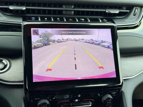 Used 2024 Jeep Grand Cherokee Limited 4xe AWD/4WD image 21