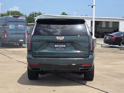 Used 2026 Cadillac Escalade Luxury w/ Touring Package AWD/4WD image 6
