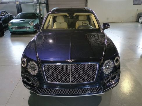 Used 2017 Bentley Bentayga AWD/4WD image 9