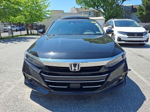 Used 2021 Honda Accord EX image 2