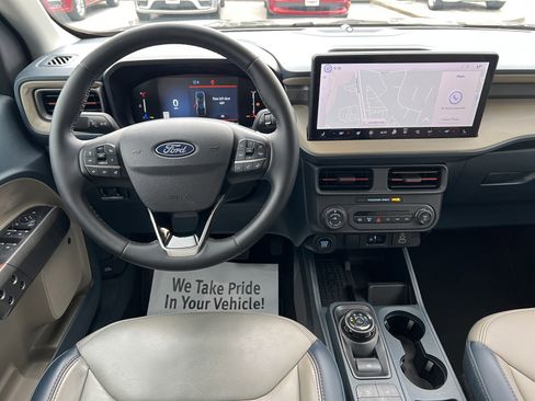 Used 2025 Ford Maverick Lariat w/ 4K Tow Package image 19