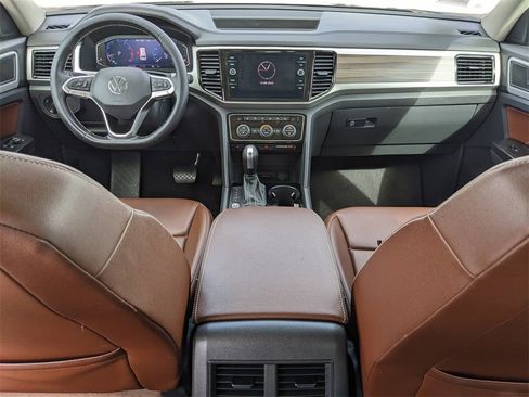 Used 2021 Volkswagen Atlas SEL image 17