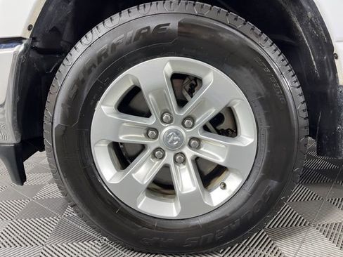 Used 2024 RAM 1500 Laramie image 13