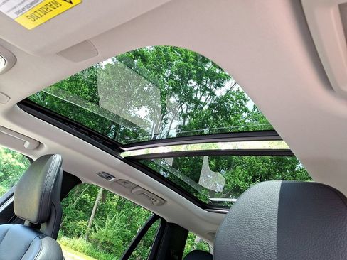 Used 2022 Volvo XC90 T8 Inscription Expression w/ Climate Package AWD/4WD image 14