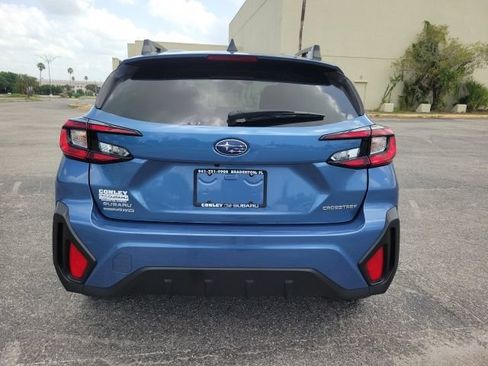 Used 2024 Subaru Crosstrek 2.0i Premium AWD/4WD image 6