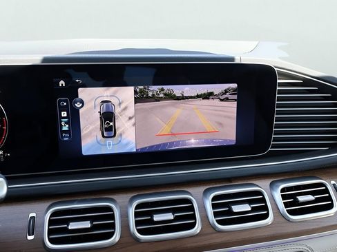 New 2026 Mercedes-Benz GLE 580 4MATIC image 25