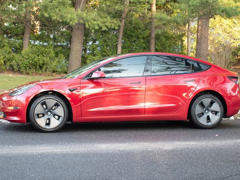 Used 2022 Tesla Model 3 Long Range image 3