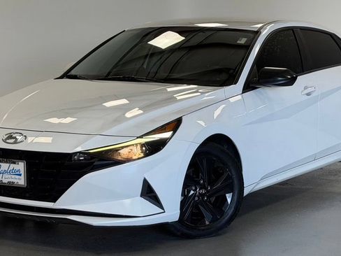 Used 2021 Hyundai Elantra SEL FWD image 1