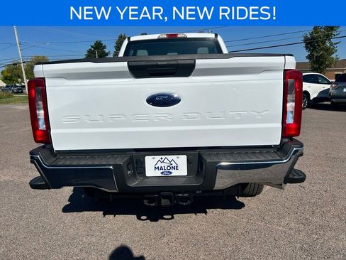 New 2026 Ford F250 XL w/ XL Chrome Package image 5