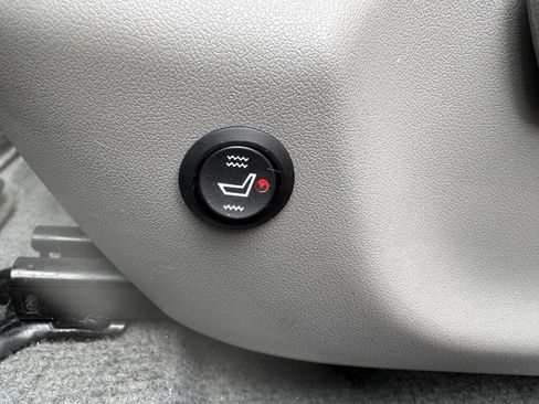 Used 2011 Toyota RAV4 Base 4x4 4dr SUV w/ Base L4 Extra Value Pkg image 21