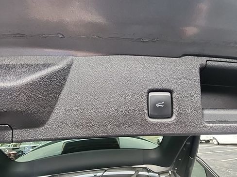 Used 2025 Ford Escape ST-Line Select AWD/4WD image 13