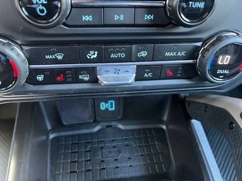 Used 2024 Ford Bronco Outer Banks AWD/4WD image 19