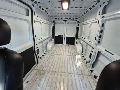 Used 2026 RAM ProMaster 2500 w/ Convenience Group FWD image 26