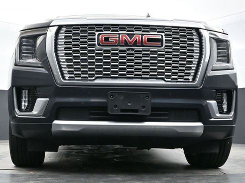 Used 2021 GMC Yukon XL Denali w/ Denali Premium Package AWD/4WD image 49