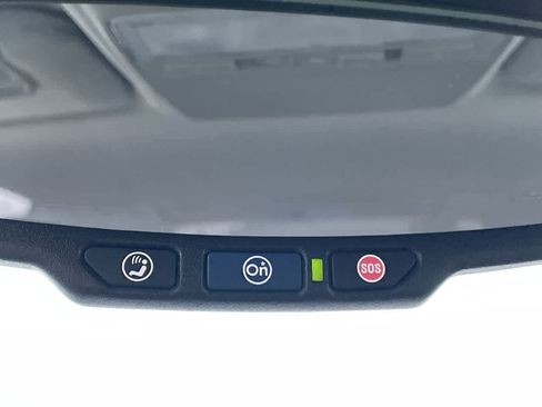 Used 2019 Chevrolet Trax LT w/ LT Convenience Package image 26