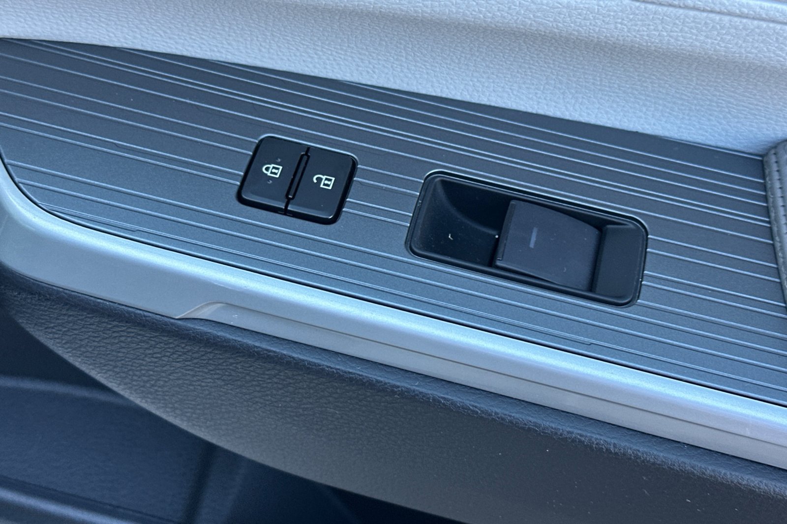 Certified 2026 Toyota Sienna LE FWD image 24