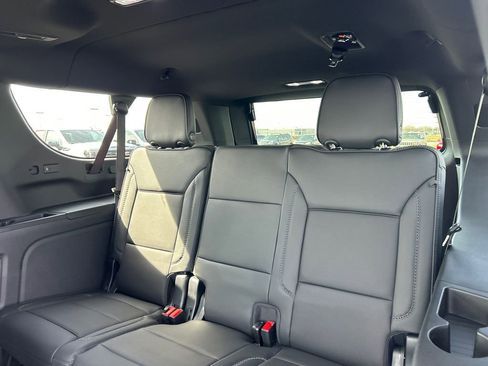 New 2026 GMC Yukon XL Denali w/ Denali Reserve Package image 35