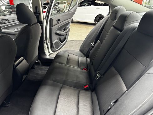 Used 2024 Nissan Altima 2.5 S FWD image 42