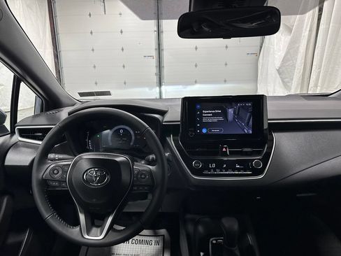 Used 2026 Toyota Corolla SE FWD image 15