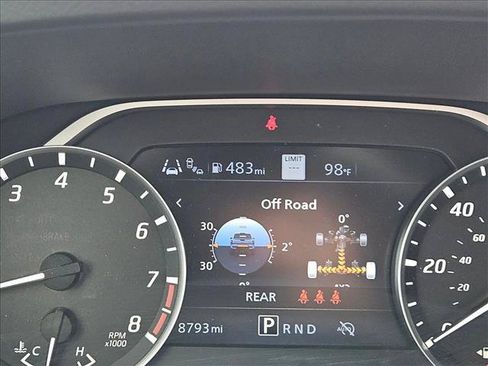 Used 2025 Nissan Frontier SL RWD image 10