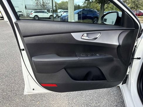 Used 2024 Kia Forte LXS w/ LXS Technology Package image 21