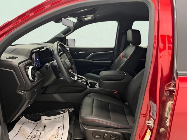 Certified 2024 Chevrolet Colorado Z71 w/ Z71 Convenience Package 2 AWD/4WD image 11