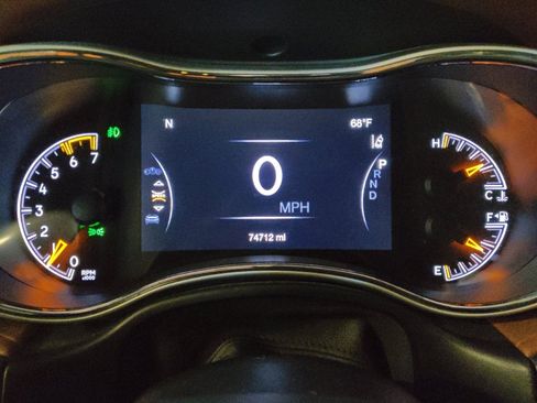 Used 2018 Jeep Grand Cherokee Summit w/ Platinum Series Group image 23