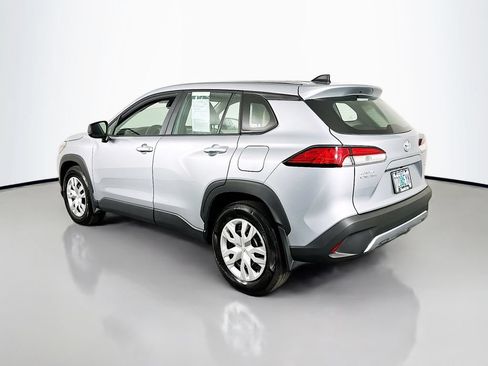 Used 2025 Toyota Corolla Cross L AWD/4WD image 6
