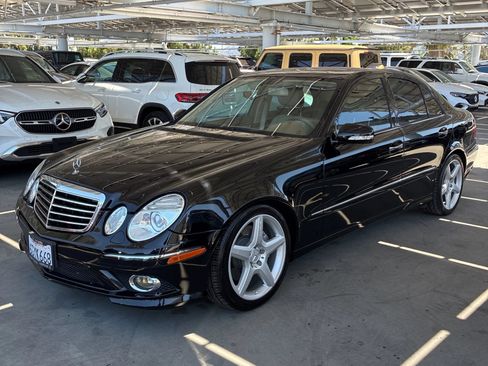 Used 2009 Mercedes-Benz E 350 Sedan image 1