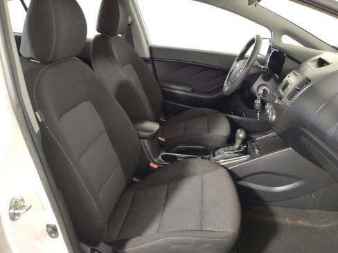 Used 2017 Kia Forte LX FWD image 21