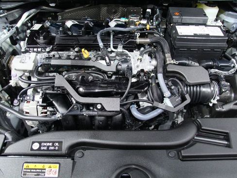 Used 2026 Toyota Corolla SE w/ SE Package FWD image 29