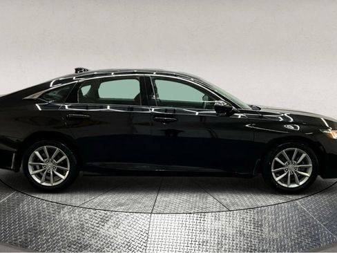 Used 2022 Honda Accord LX image 9