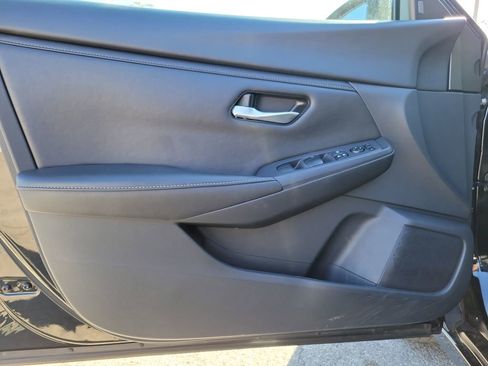 Used 2024 Nissan Sentra SV image 16