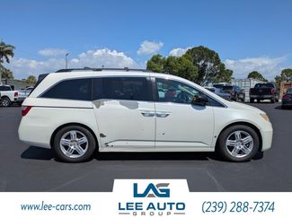 Used 2013 Honda Odyssey Touring video 2