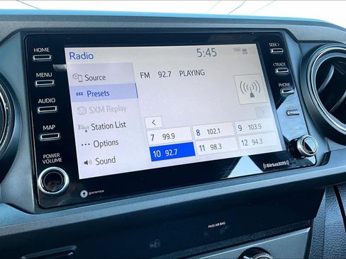 Used 2020 Toyota Tacoma TRD Off-Road image 30