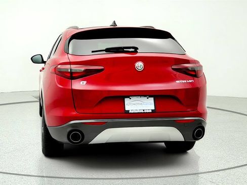 Used 2022 Alfa Romeo Stelvio Ti AWD/4WD image 6