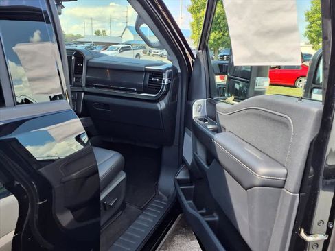 New 2026 Ford F350 Lariat image 23