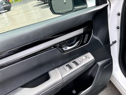Used 2024 Honda CR-V Sport Touring image 10