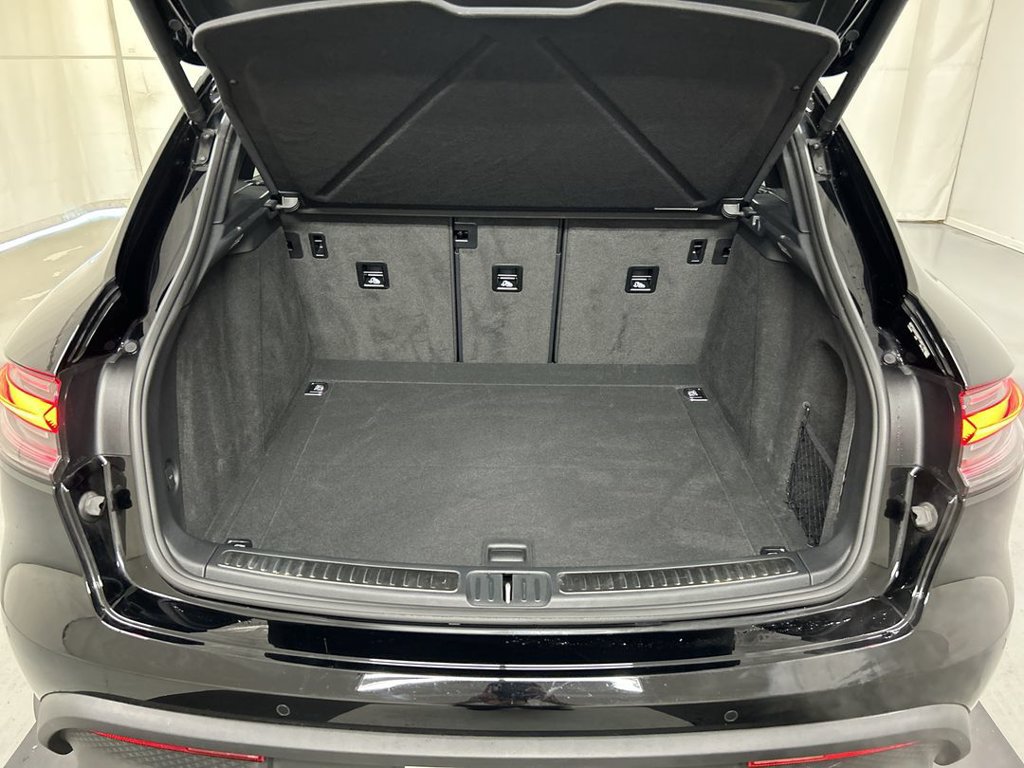Certified 2026 Porsche Macan Turbo AWD/4WD image 23