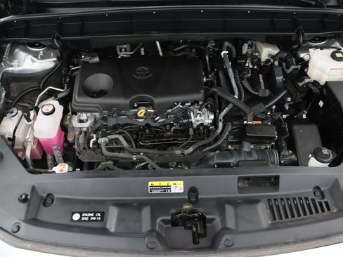 Certified 2023 Toyota Highlander LE image 39