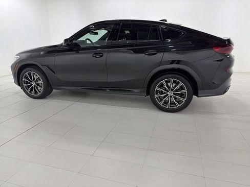 Certified 2023 BMW X6 xDrive40i w/ Executive Package image 2