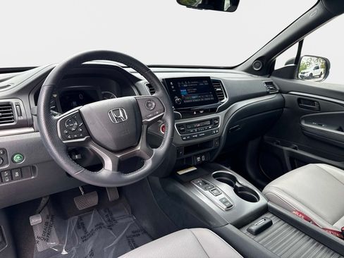 Used 2023 Honda Passport EX-L image 15