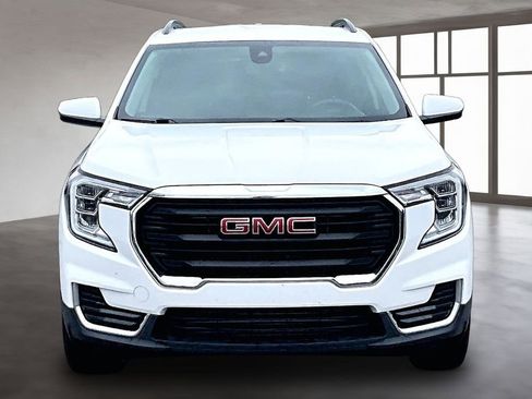 Used 2023 GMC Terrain SLE w/ Driver Convenience Package AWD/4WD image 5