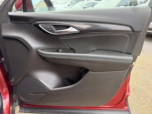 Used 2023 Buick Envision Essence FWD image 17