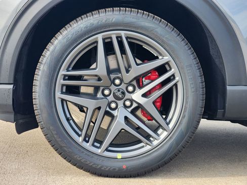 New 2026 Ford Explorer ST-Line RWD image 11